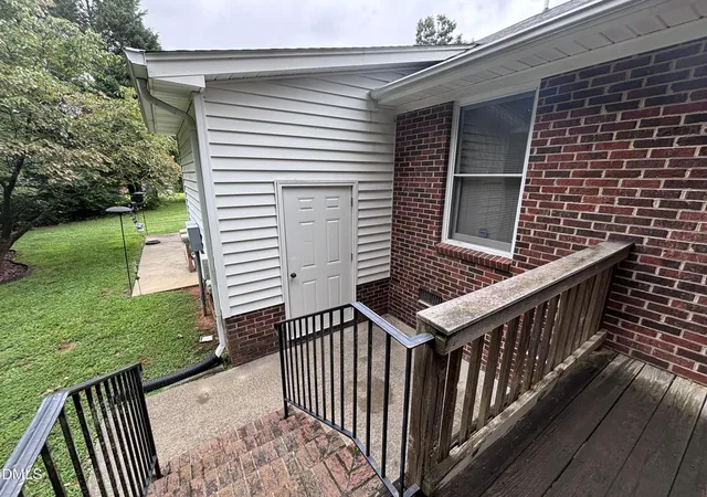 2nd image of 1916 Malone Rd, Burlington, NC 27215