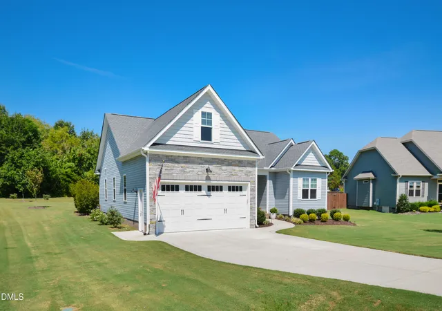 Photo 3 of Single family home for sale at 64 Tarheel Landing Dr, Benson, NC 27504 | MLS# 10188785 | Listing updated on 2026-09-15
