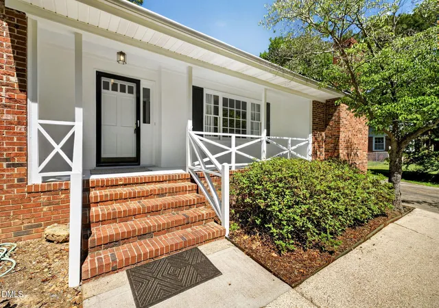 Photo 2 of Sale Pending at 5302 Olive Rd, Raleigh, NC 27606 | MLS# 10189355 | Listing updated on 2026-08-31