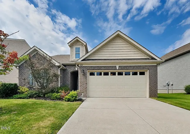 Photo 4 of Single family home for sale at 828 Poplar St, Durham, NC 27703 | MLS# 10188481 | Listing updated on 2026-09-09