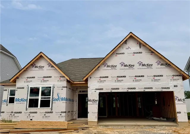 Photo 2 of Single family home for sale at 221 Marlborough St, Raeford, NC 28376 | MLS# 767911 | Listing updated on 2026-09-05