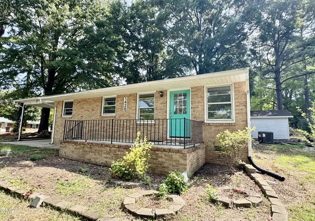 Photo 14 of Single family home for sale at 1426 Jackson St, Roxboro, NC 27573 | MLS# 10188294 | Listing updated on 2026-10-06