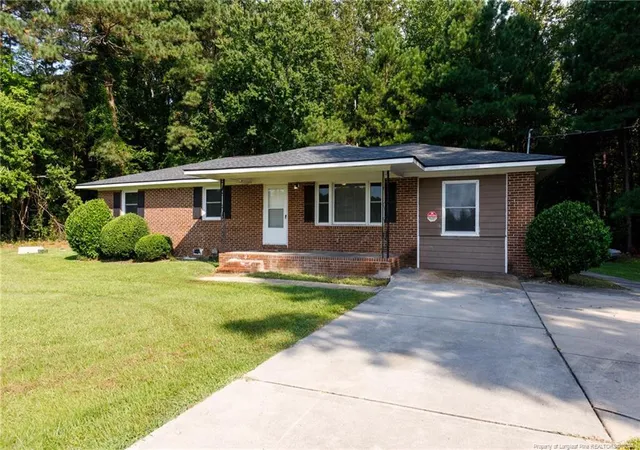 Photo 2 of Single family home for sale at 6591 Goldsboro Rd, Wade, NC 28395 | MLS# 768200 | Listing updated on 2026-09-14