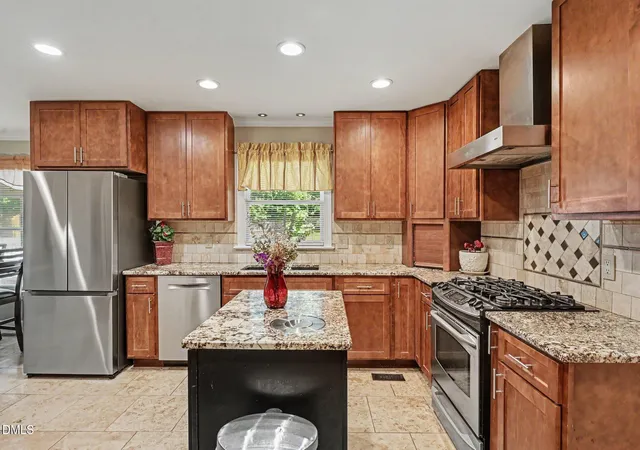 Photo 3 of Single family home for sale at 611 Flagstone Way, Durham, NC 27712 | MLS# 10189765 | Listing updated on 2026-08-31