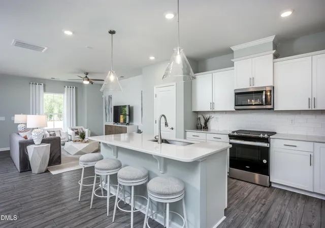 Photo 2 of Sale Pending at 171 Glenmore Gardens Rd, Raleigh, NC 27603 | MLS# 10188310 | Listing updated on 2026-09-01
