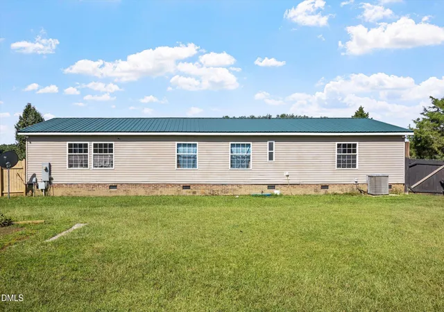 Photo 2 of Single family home for sale at 3177 Taylor's Store Rd, Nashville, NC 27856 | MLS# 10188388 | Listing updated on 2026-08-26