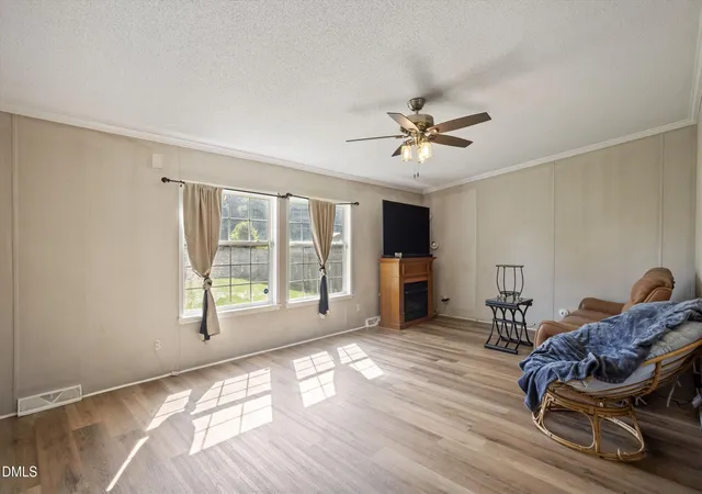 Photo 3 of Single family home for sale at 3177 Taylor'S Store Rd, Nashville, NC 27856 | MLS# 10188388 | Listing updated on 2026-08-26