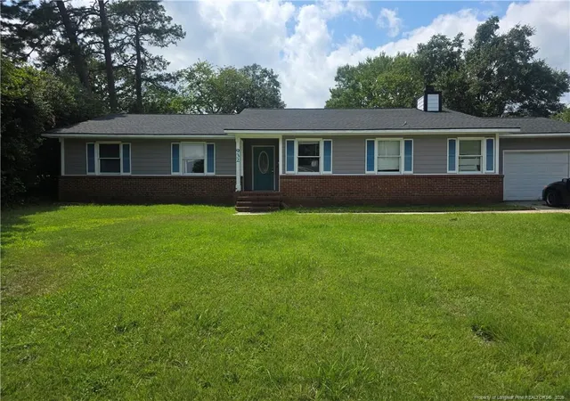 Photo 2 of Single family home for sale at 932 Brookridge Dr, Fayetteville, NC 28314 | MLS# 767092 | Listing updated on 2026-08-24