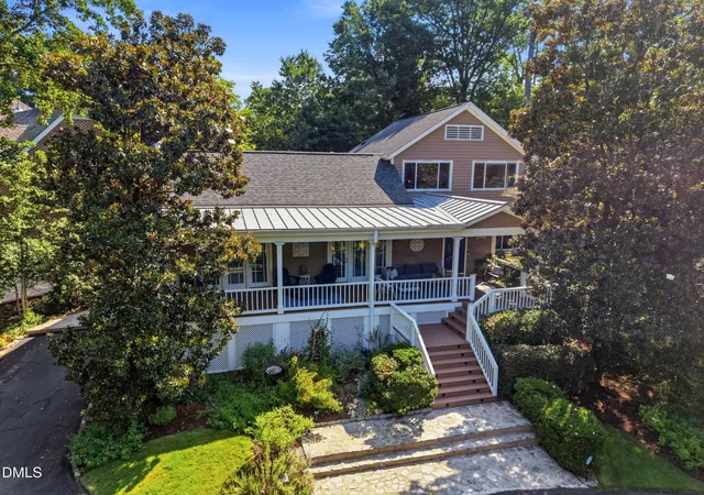 Photo 1 of Sale Pending at 3129 Eton Rd, Raleigh, NC 27608 | MLS# 10189373 | Listing updated on 2026-09-01