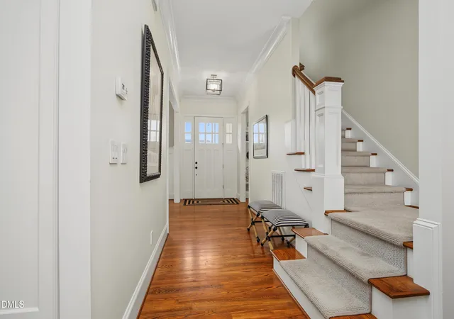 Photo 3 of Single family home for sale at 121 Ruskin Dr, Chapel Hill, NC 27516 | MLS# 10188337 | Listing updated on 2026-09-06