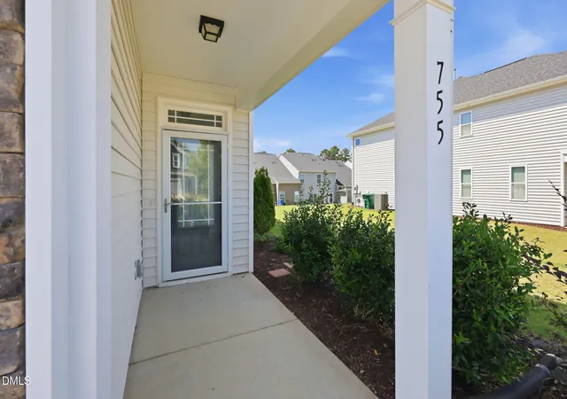 Photo 2 of Townhouse for sale at 755 Creekway Dr, Fuquay Varina, NC 27526 | MLS# 10189078 | Listing updated on 2026-09-11