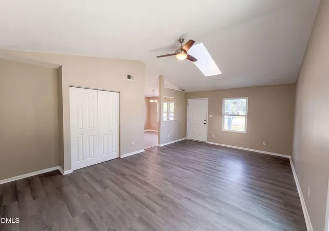 Photo 3 of Single family home for sale at 1549 Bingham Dr, Fayetteville, NC 28304 | MLS# 10188352 | Listing updated on 2026-10-29
