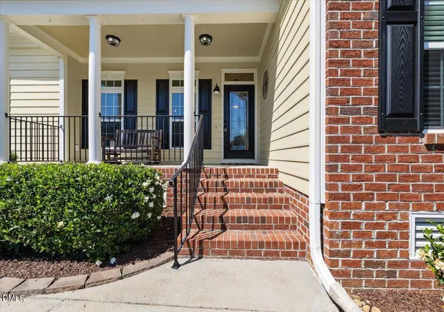 Photo 4 of Single family home for sale at 2317 Penarth Ct, Zebulon, NC 27597 | MLS# 10189292 | Listing updated on 2026-09-02