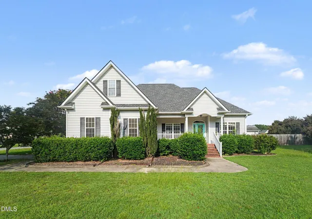Photo 1 of Single family home for sale at 211 Prior Ln, Pikeville, NC 27863 | MLS# 10188372 | Listing updated on 2026-09-10