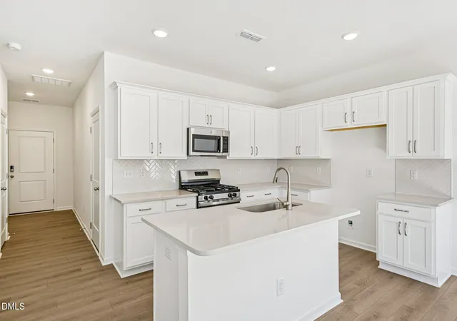 Townhouse for sale at 602 Rosy Ct, Rolesville, NC 27571 | MLS# 10188401