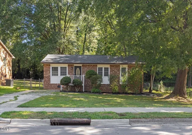 Photo 3 of Single family home for sale at 817 Waring St, Durham, NC 27704 | MLS# 10188427 | Listing updated on 2026-08-25
