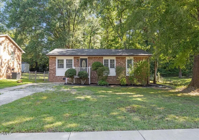 Photo 3 of Single family home for sale at 817 Waring St, Durham, NC 27704 | MLS# 10188427 | Listing updated on 2026-08-25