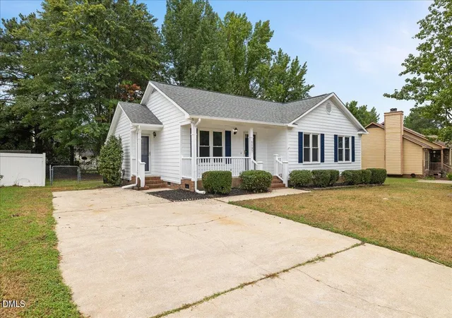Photo 2 of Single family home for sale at 1137 Spruce Dr, Zebulon, NC 27597 | MLS# 10188616 | Listing updated on 2026-09-04