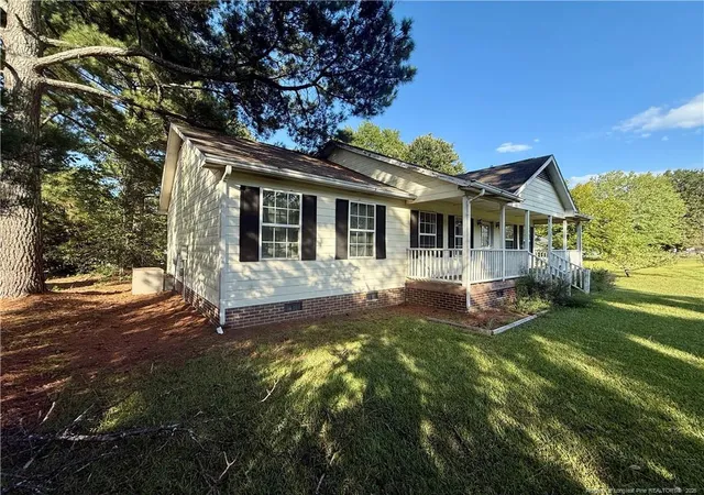 Photo 2 of Single family home for sale at 518 S Main St, Broadway, NC 27505 | MLS# 768242 | Listing updated on 2026-10-05