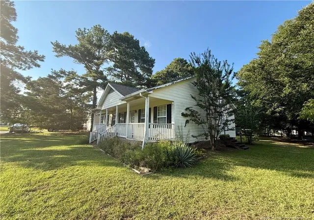 Photo 3 of Single family home for sale at 518 S Main St, Broadway, NC 27505 | MLS# 768242 | Listing updated on 2026-10-05