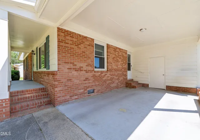 Photo 3 of Sale Pending at 2103 Michael Ln, Smithfield, NC 27577 | MLS# 10188778 | Listing updated on 2026-09-16