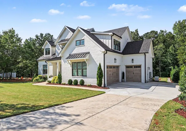 Photo 3 of Single family home for sale at 116 Emelia Ln, Pittsboro, NC 27312 | MLS# 10188780 | Listing updated on 2026-08-30