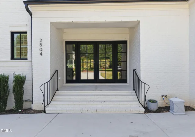 Photo 2 of Mansion for sale at 2804 Anderson Dr, Raleigh, NC 27608 | MLS# 10188702 | Listing updated on 2026-09-15