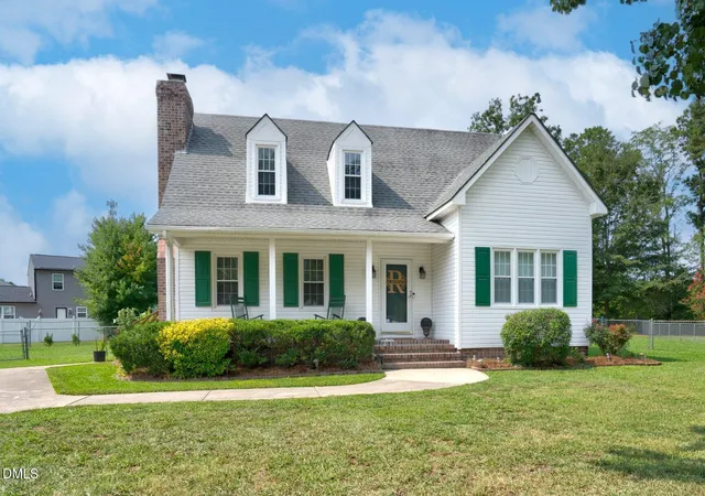 Photo 2 of Single family home for sale at 128 S Applewood Ct, Rocky Mount, NC 27803 | MLS# 10188479 | Listing updated on 2026-09-02