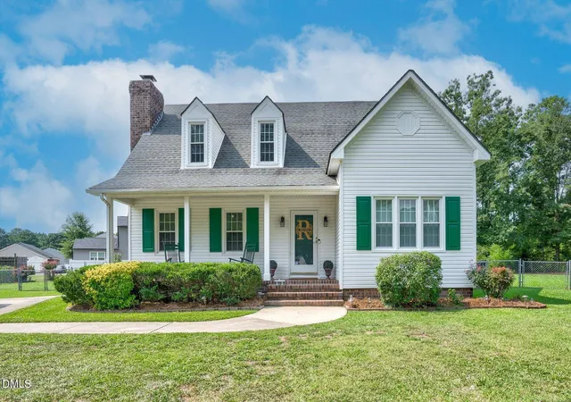 Photo 3 of Single family home for sale at 128 S Applewood Ct, Rocky Mount, NC 27803 | MLS# 10188479 | Listing updated on 2026-09-02