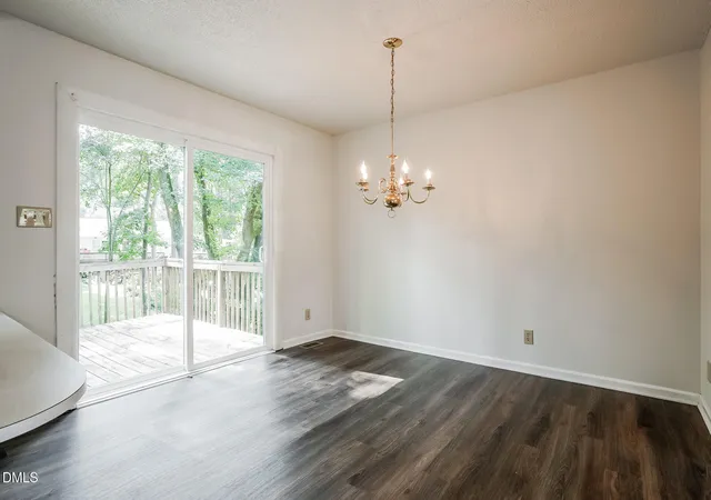Photo 2 of Single family home for sale at 1531 Hamlett Dr, Henderson, NC 27536 | MLS# 10188477 | Listing updated on 2026-09-03
