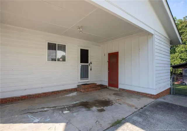 Photo 3 of Single family home for sale at 739 Stoneykirk Dr, Fayetteville, NC 28314 | MLS# 768231 | Listing updated on 2026-08-26