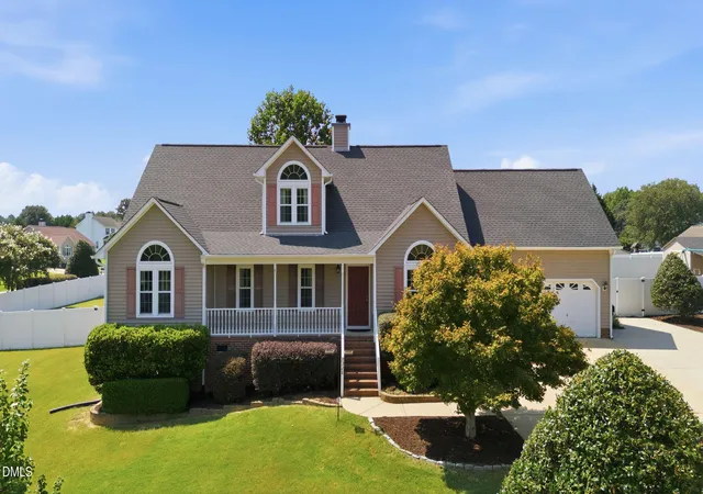 Photo 2 of Sale Pending at 7328 Blannie Farms Ln, Willow Springs, NC 27592 | MLS# 10188955 | Listing updated on 2026-09-08