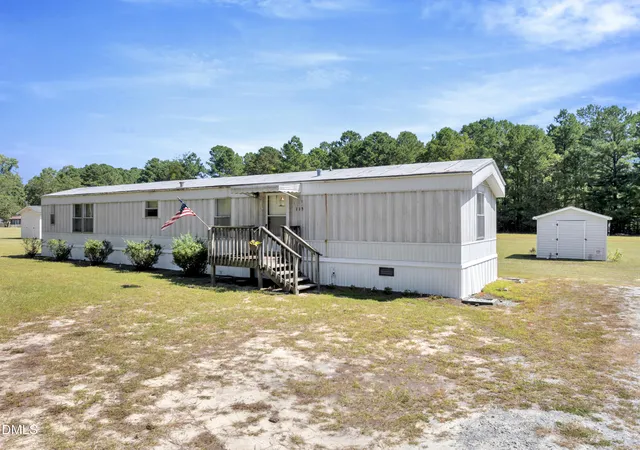 Photo 4 of Sale Pending at 2172 Amelia Church Rd, Clayton, NC 27520 | MLS# 10188609 | Listing updated on 2026-08-27