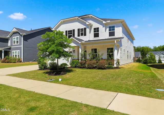 Photo 3 of Single family home for sale at 2709 Womble Ridge Dr, New Hill, NC 27562 | MLS# 10188515 | Listing updated on 2026-08-25