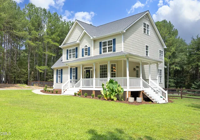 Photo 3 of Single family home for sale at 535 Poplar Forest Ln, Pittsboro, NC 27312 | MLS# 10189120 | Listing updated on 2026-08-30