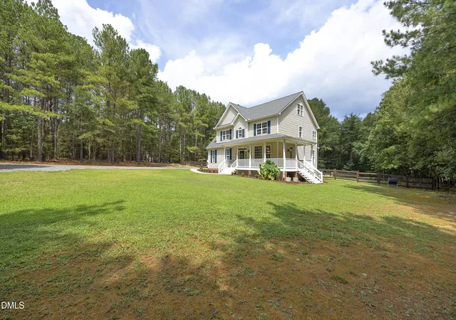 Photo 4 of Single family home for sale at 535 Poplar Forest Ln, Pittsboro, NC 27312 | MLS# 10189120 | Listing updated on 2026-08-30