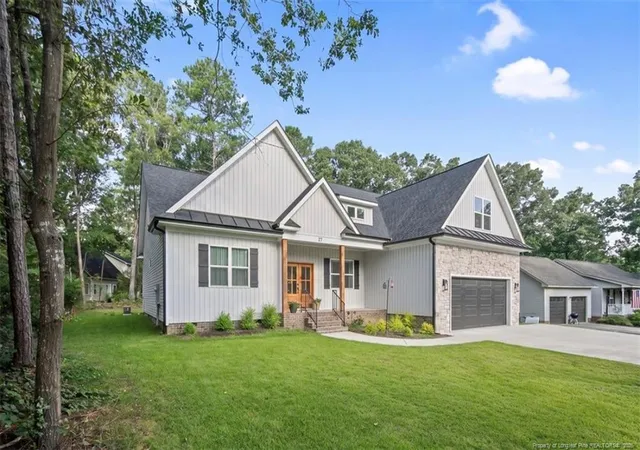 Photo 2 of Single family home for sale at 27 Lookout Pt, Sanford, NC 27332 | MLS# 768247 | Listing updated on 2026-09-22