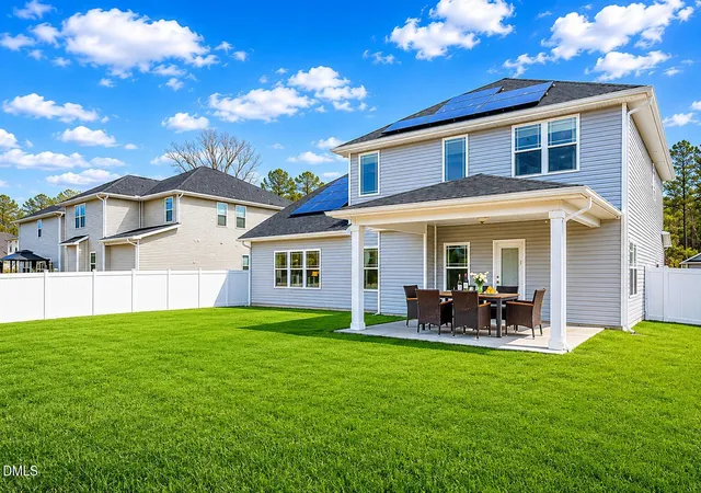 Photo 2 of Single family home for sale at 182 Hillmont Dr, Garner, NC 27529 | MLS# 10188546 | Listing updated on 2026-08-25