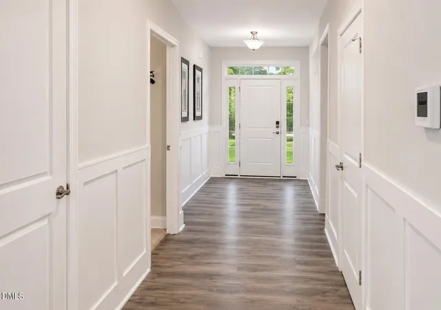 Photo 4 of Single family home for sale at 182 Hillmont Dr, Garner, NC 27529 | MLS# 10188546 | Listing updated on 2026-08-25