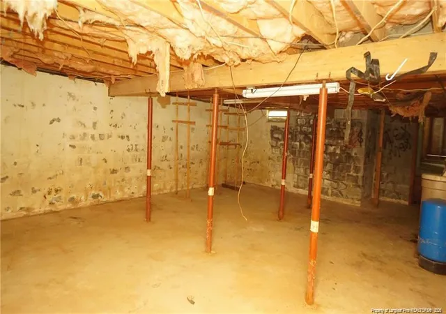 Photo 16 of Single family home for sale at 19101 Wagram Rd, Laurinburg, NC 28352 | MLS# 768297 | Listing updated on 2026-08-25
