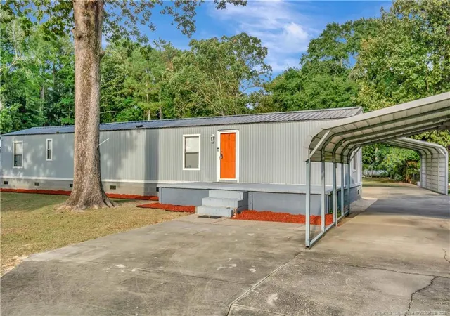 Photo 3 of Single family home for sale at 2334 Norment Rd, Lumberton, NC 28360 | MLS# 768299 | Listing updated on 2026-08-25