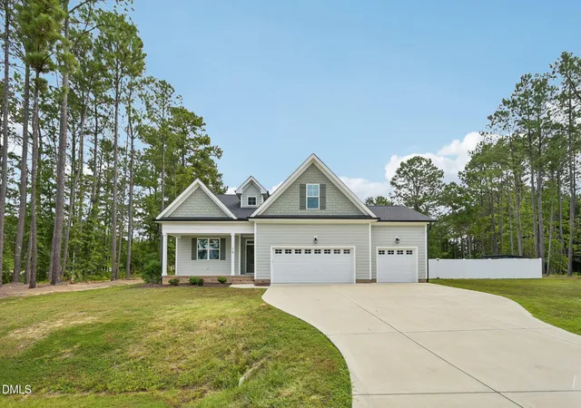Photo 2 of Single family home for sale at 15 Arbor Dr, Youngsville, NC 27596 | MLS# 10189752 | Listing updated on 2026-09-01