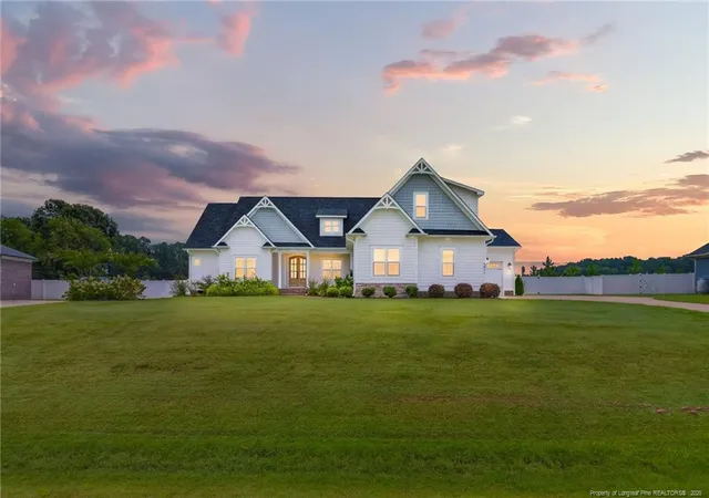 Photo 1 of Single family home for sale at 5832 Dottie Cir, Hope Mills, NC 28348 | MLS# 768265 | Listing updated on 2026-09-09