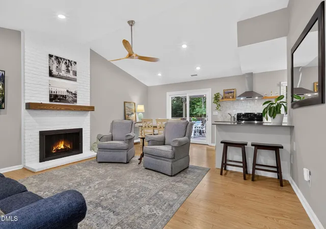 Photo 3 of Sale Pending at 7909 Twin Oak Ct, Raleigh, NC 27615 | MLS# 10189494 | Listing updated on 2026-09-03