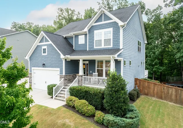 Photo 1 of Single family home for sale at 517 Granite View Dr, Rolesville, NC 27571 | MLS# 10189224 | Listing updated on 2026-09-09