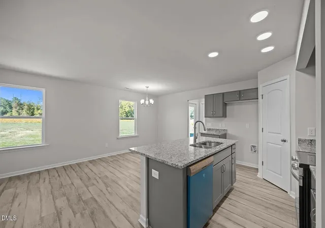 Photo 4 of Single family home for sale at 213 Slatestone Rd, Washington, NC 27889 | MLS# 10188741 | Listing updated on 2026-09-16