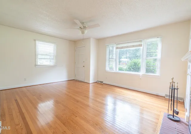 Photo 3 of Sale Pending at 4705 Stafford Dr, Durham, NC 27705 | MLS# 10188701 | Listing updated on 2026-09-10