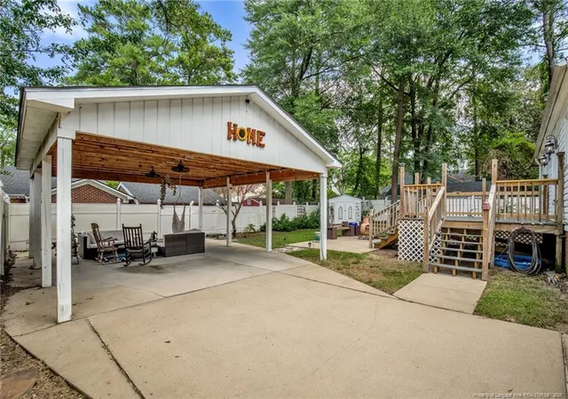 Photo 3 of Single family home for sale at 1706 Bragg Blvd, Fayetteville, NC 28303 | MLS# 768122 | Listing updated on 2026-08-27