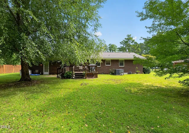 Photo 30 of Single family home for sale at 1307 Charles Dr, Laurinburg, NC 28352 | MLS# 10188690 | Listing updated on 2026-09-03