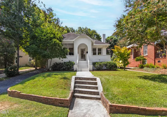 Photo 2 of Sale Pending at 2231 The Cir, Raleigh, NC 27608 | MLS# 10189063 | Listing updated on 2026-09-11